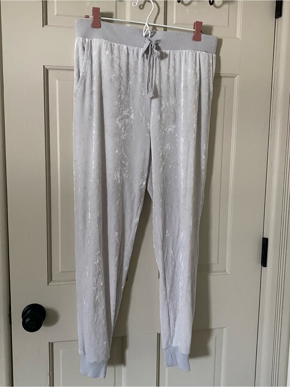 aerie Light Gray Crushed Velvet Joggers